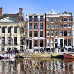 Stayokay Stadsdoelen Hostel Amsterdam